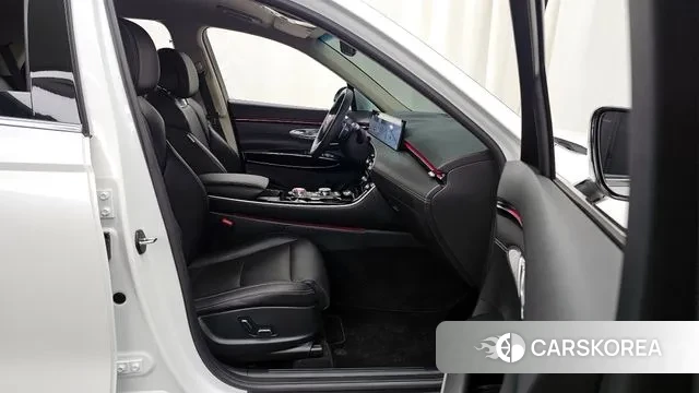 Genesis GV70 2024 Белый из Кореи, фото 2