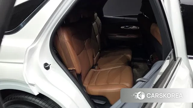 Genesis GV70 2024 Белый из Кореи, фото 2