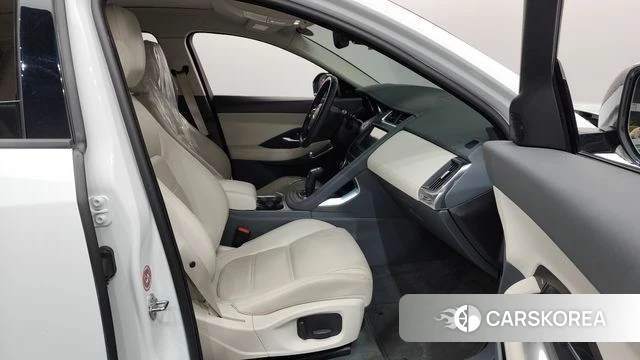 Jaguar E-PACE 2018 Белый из Кореи, фото 2