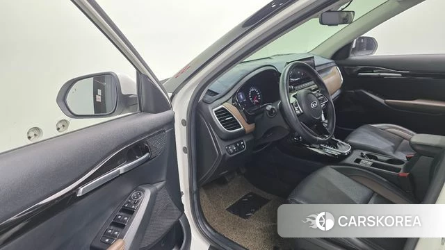 Kia Seltos 2020 Белый из Кореи, фото 2