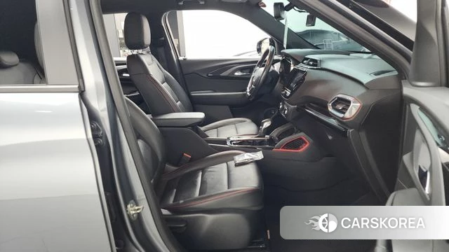 Chevrolet (GM Daewoo) Trailblazer 2020 Серебряный из Кореи, фото 2