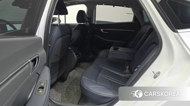 Hyundai Sonata D Edge Hybrid (DN8) 2024 Белый из Кореи, фото 2