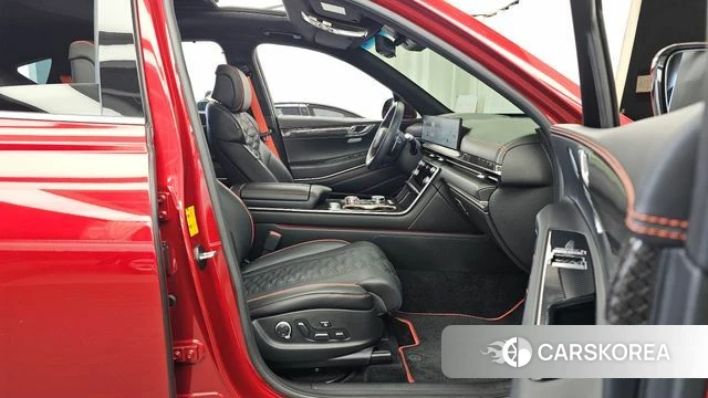 Genesis GV80 Coupe 2023 Красный из Кореи, фото 2