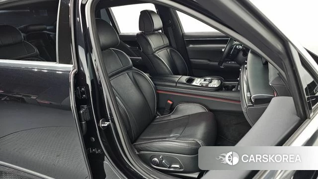 Genesis G90 (RS4) 2022 Черный из Кореи, фото 2