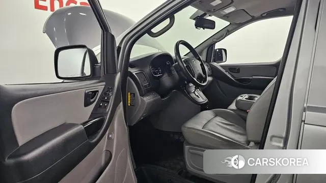 Hyundai The New Grand Starex 2019 Серебряный из Кореи, фото 2