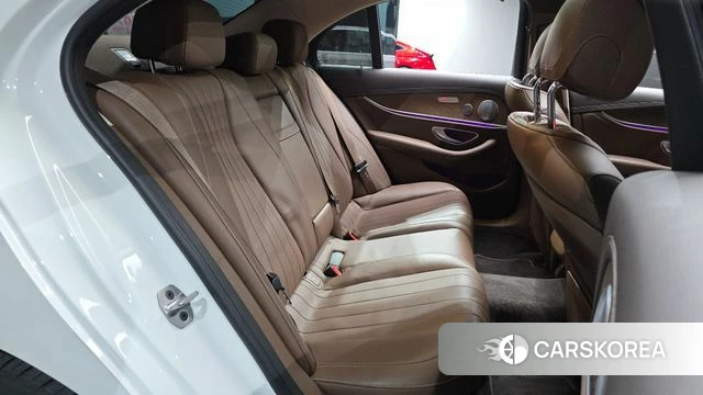 Mercedes-Benz E-Class W213 id 4490778 из Кореи 2
