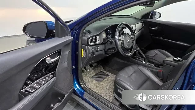 Kia Niro 2018 Синий из Кореи, фото 2