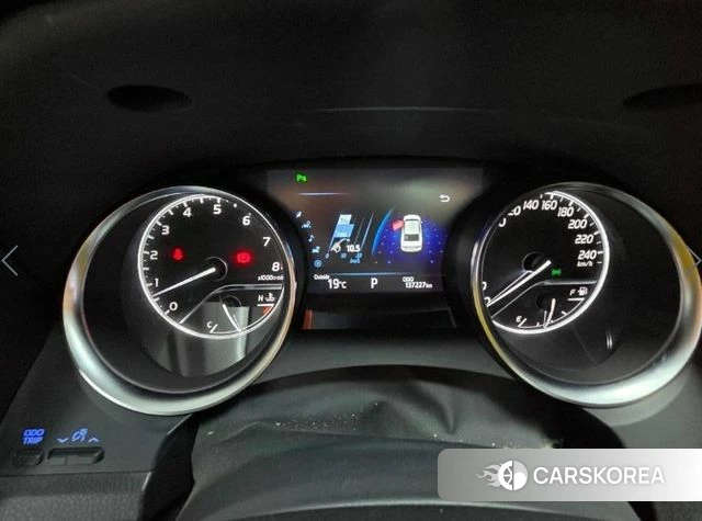 Toyota Camry (XV70) 2018 Коричневый из Кореи, фото 2