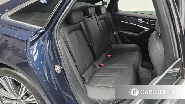 Audi A6 (C8) 2022 Синий из Кореи, фото 2