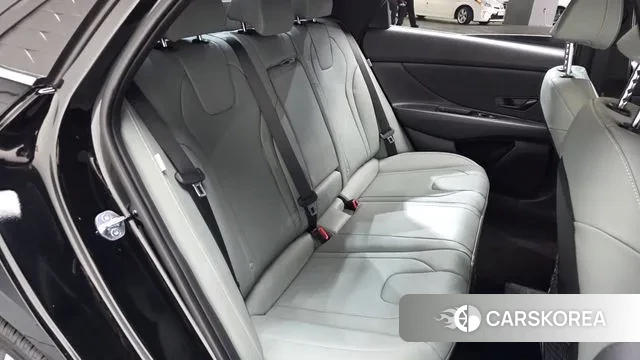 Hyundai The New Avante (CN7) 2025 Черный из Кореи, фото 2