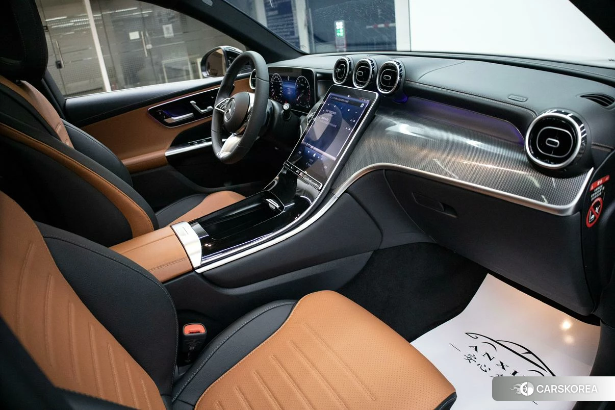 Mercedes-Benz GLC 2023 Черный из Китая, фото 2
