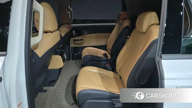 Kia Carnival 4th generation 2023 Белый из Кореи, фото 2