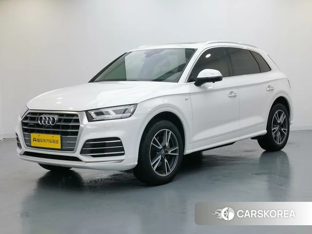 Audi Q5L 2021 Белый из Китая, фото 2