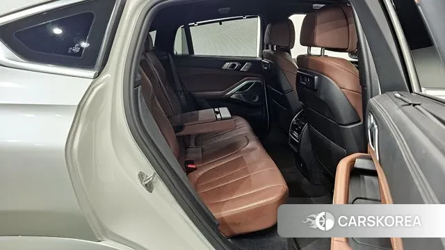 BMW X6 (G06) 2021 Белый из Кореи, фото 2