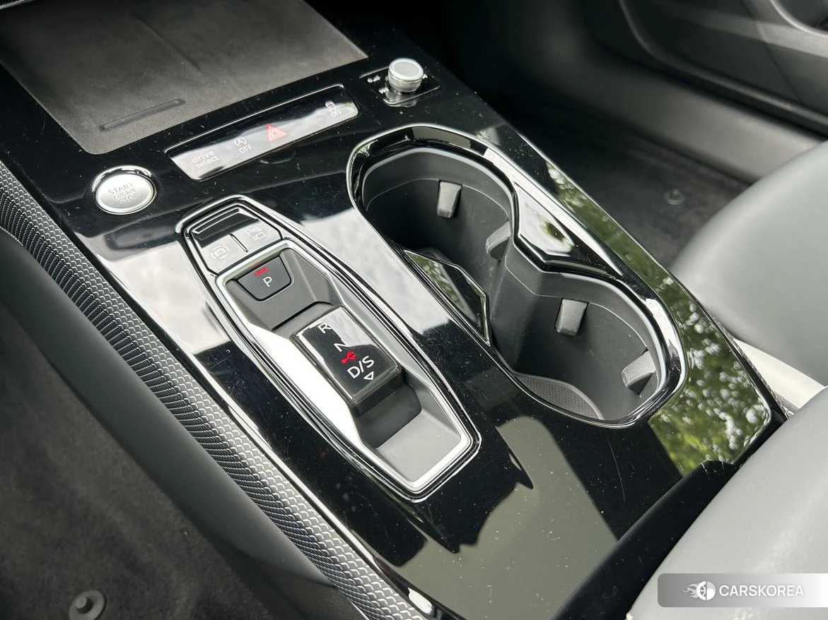 Audi A5L 2025 Белый из Китая, фото 2