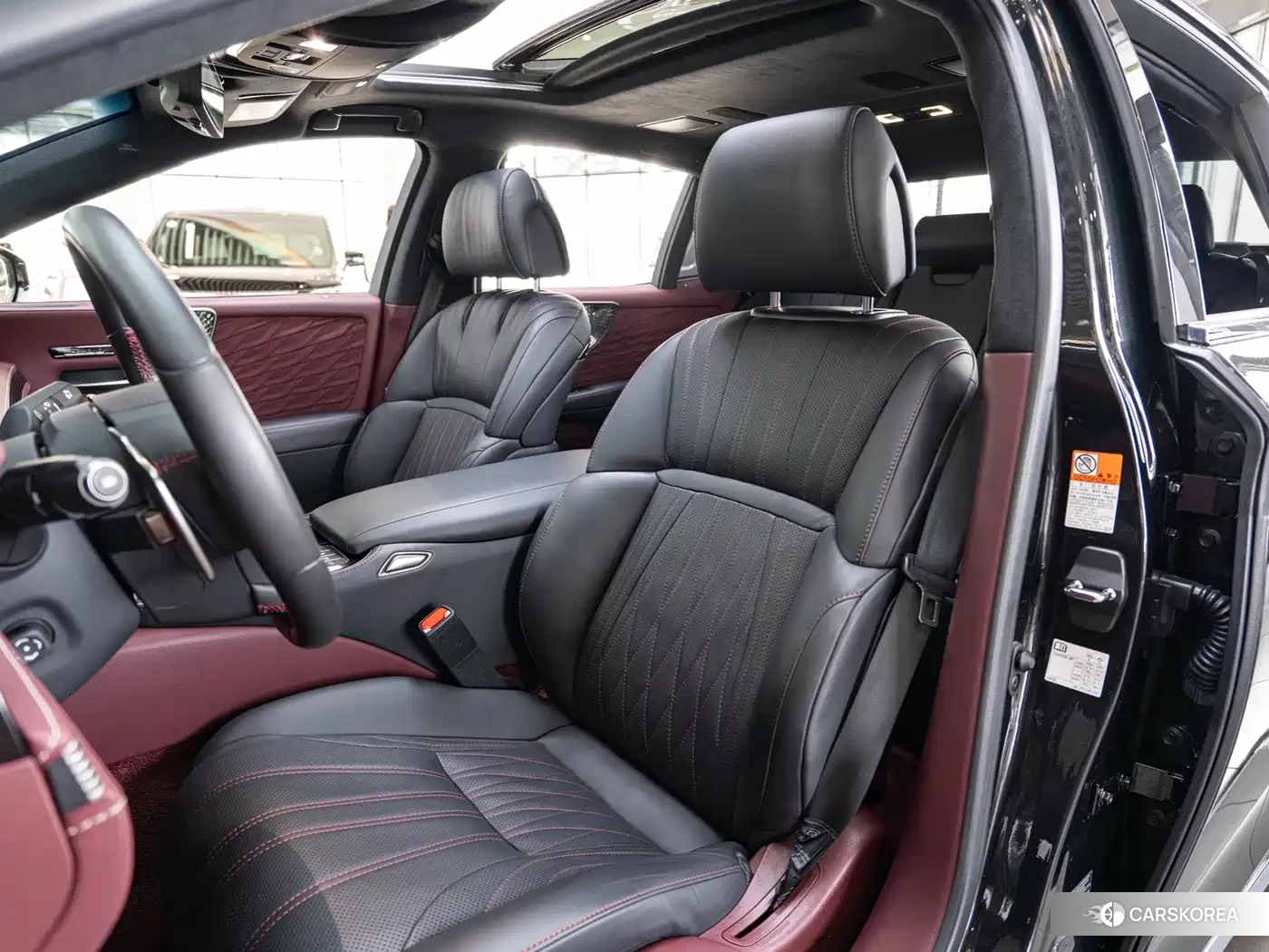Lexus LS 2023 Черный из Китая, фото 2