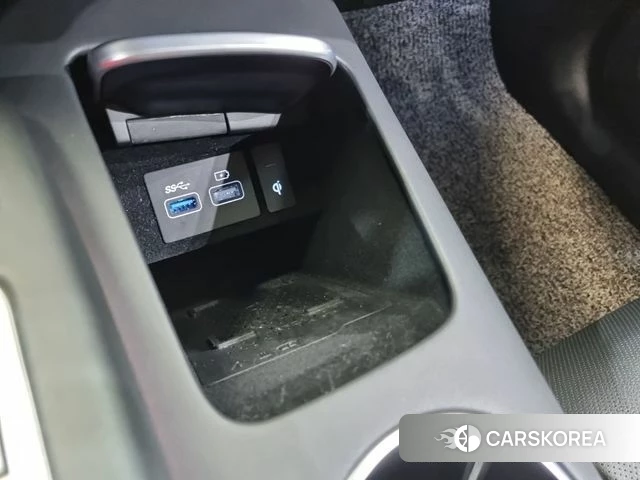 Genesis GV70 2021 Белый из Кореи, фото 2