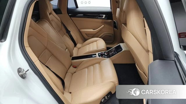 Porsche Panamera (971) 2018 Белый из Кореи, фото 2
