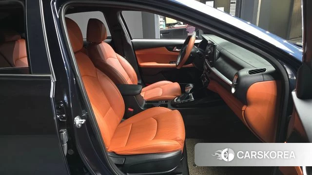 Kia The New K3 2nd generation 2024 Синий из Кореи, фото 2