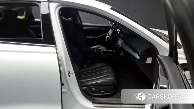 Genesis Electrified G80 (RG3) 2021 Белый из Кореи, фото 2