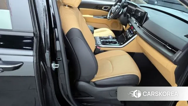 Kia Carnival 4th generation 2023 Черный из Кореи, фото 2