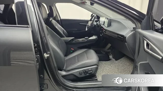 Kia EV6 2022 Серый из Кореи, фото 2