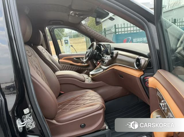 Mercedes-Benz V-class 2021 Черный из Китая, фото 2