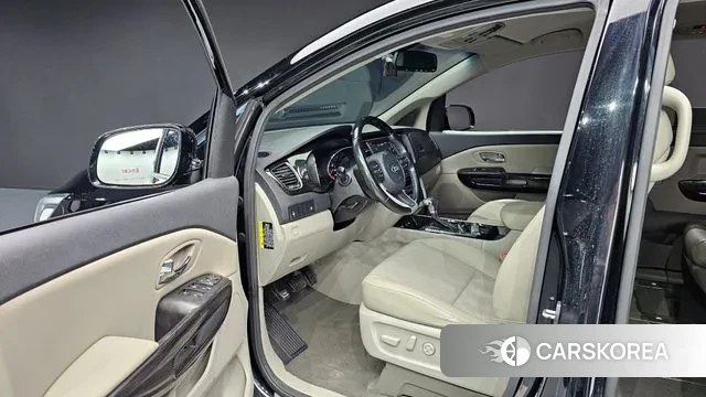 Kia The New Carnival 2018 Черный из Кореи, фото 2