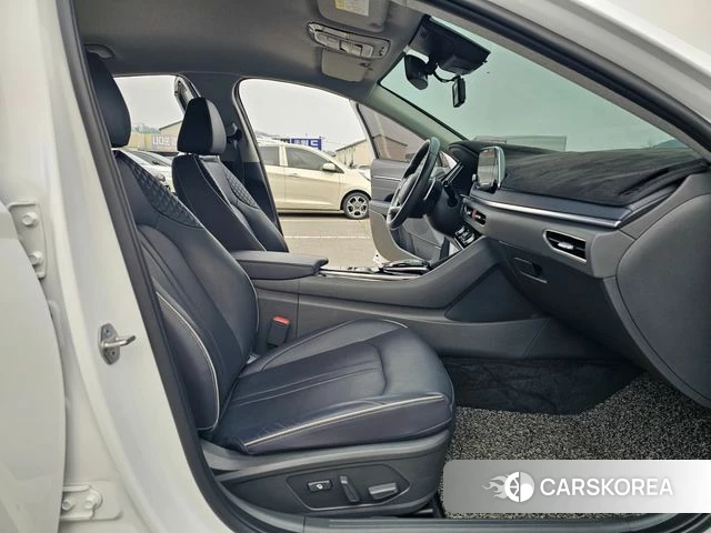 Hyundai Sonata (DN8) 2022 Белый из Кореи, фото 2