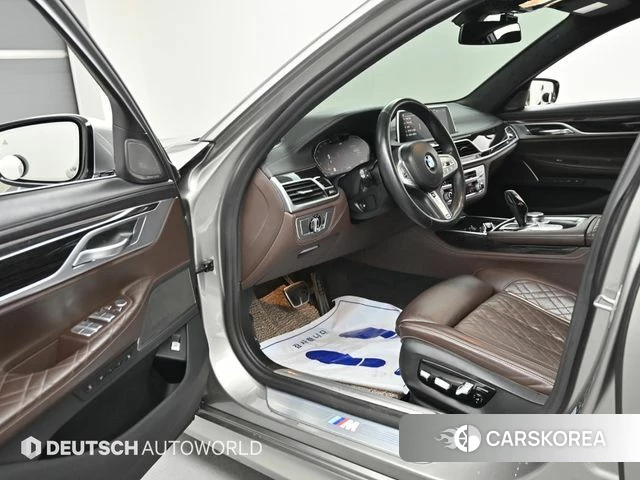 BMW 7 Series (G11) 2021 Серебристо-серый из Кореи, фото 2