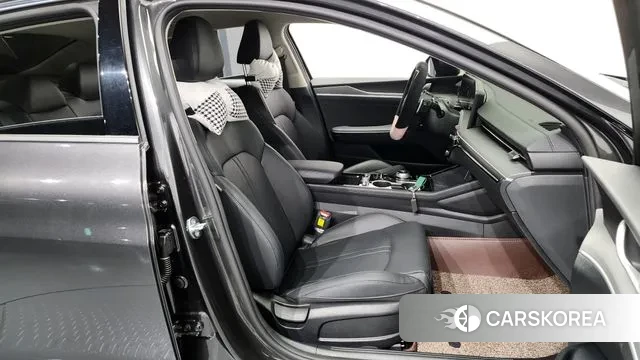 Kia The New K5 3rd generation 2024 Серый из Кореи, фото 2