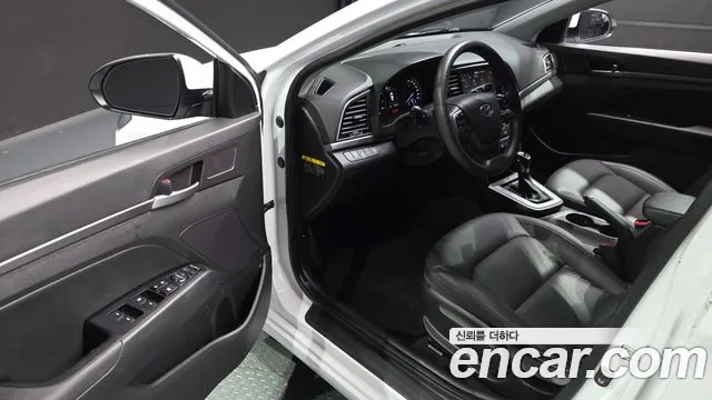 Hyundai Avante AD 2018 Белый из Кореи, фото 2