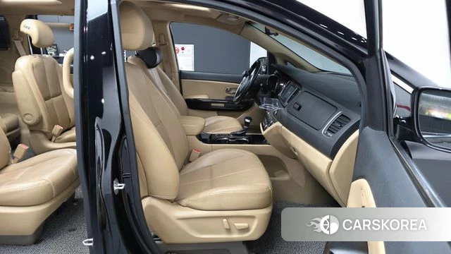 Kia The New Carnival id 4568425 из Кореи 2