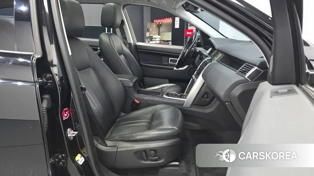 Land Rover Discovery Sports 2018 Черный из Кореи, фото 2