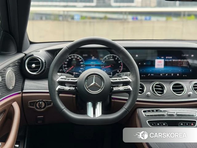 Mercedes-Benz E-class 2023 Черный из Китая, фото 2