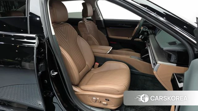Hyundai Grandeur (GN7) 2024 Черный из Кореи, фото 2