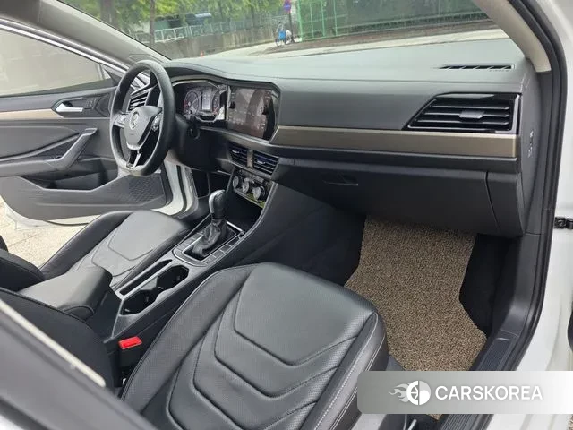 Volkswagen 7th Generation of Jetta 2020 Белый из Кореи, фото 2