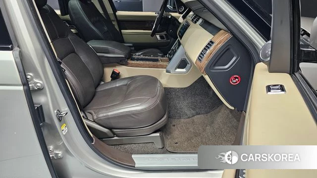 Land Rover Range Rover 4th Generation 2021 Песочный из Кореи, фото 2
