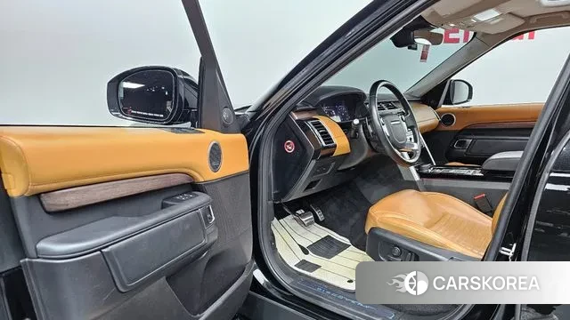 Land Rover Discovery 5 2019 Черный из Кореи, фото 2