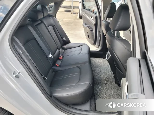 Kia The New K5 3rd generation 2023 Серебристо-серый из Кореи, фото 2