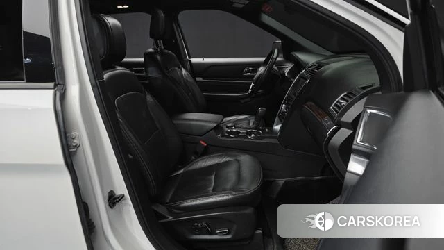 Ford Explorer 2018 Белый из Кореи, фото 2