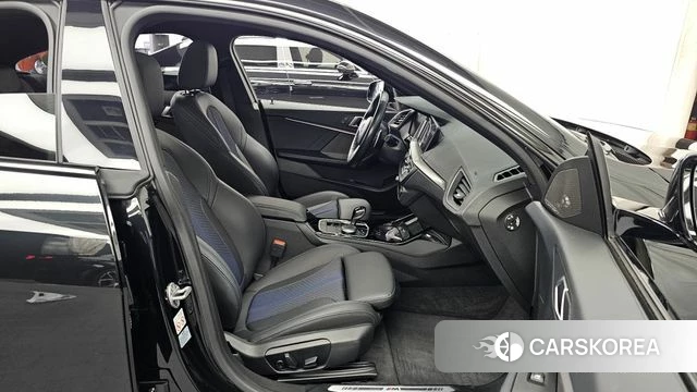 BMW 2 Series Gran Coupe (F44) 2023 Черный из Кореи, фото 2