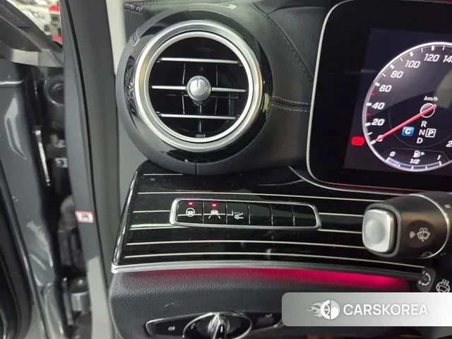 Mercedes-Benz E-Class W213 2018 Серый из Кореи, фото 2