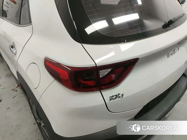 Kia Yi Ran 2021 Белый из Китая, фото 2
