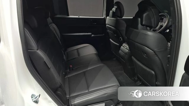 Hyundai Santa Fe (MX5) 2024 Белый из Кореи, фото 2