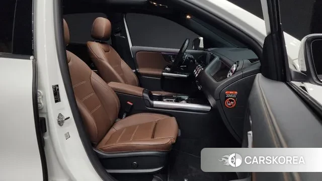 Mercedes-Benz GLA - Class H247 2022 Белый из Кореи, фото 2