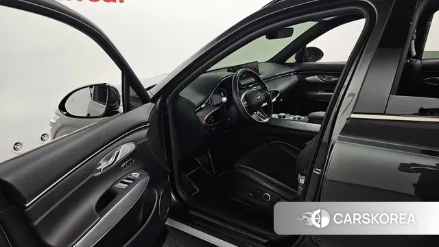 Genesis GV70 2023 Серый из Кореи, фото 2