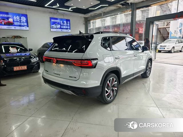 Volkswagen Tuyue 2023 Белый из Китая, фото 2