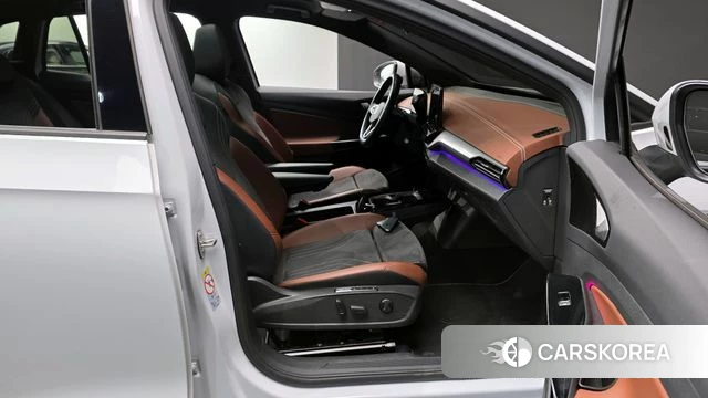 Volkswagen ID.4 2023 Белый из Кореи, фото 2