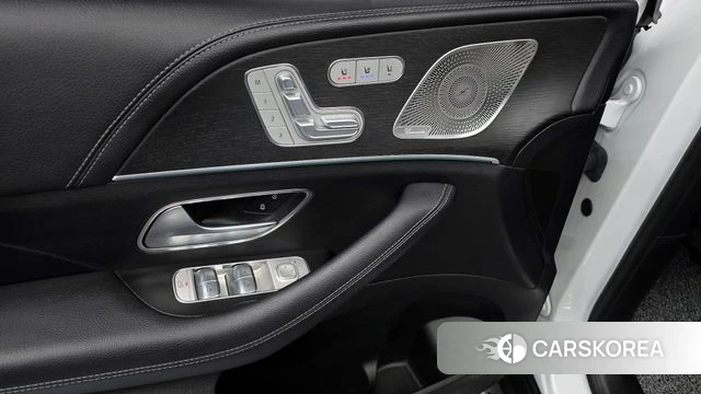 Mercedes-Benz GLE-Class W167 2023 Белый из Кореи, фото 2